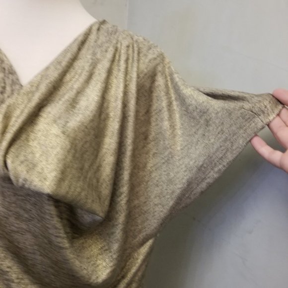 Robbi & Nikki gold off the shoulder top (X21) - Picture 5 of 5